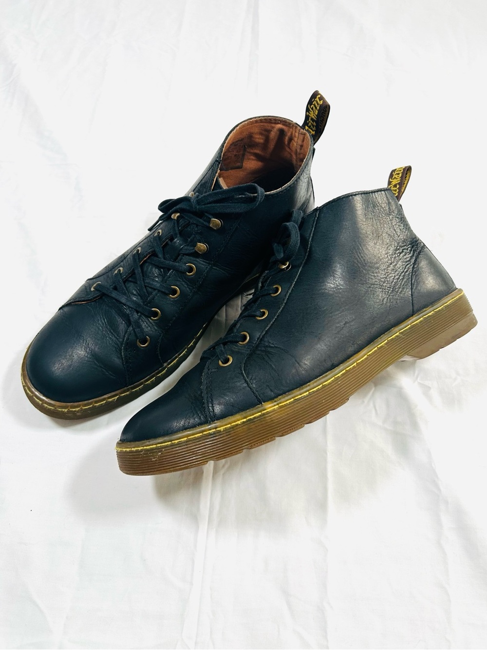 Dr Marten’s Coburg Chukka Boots